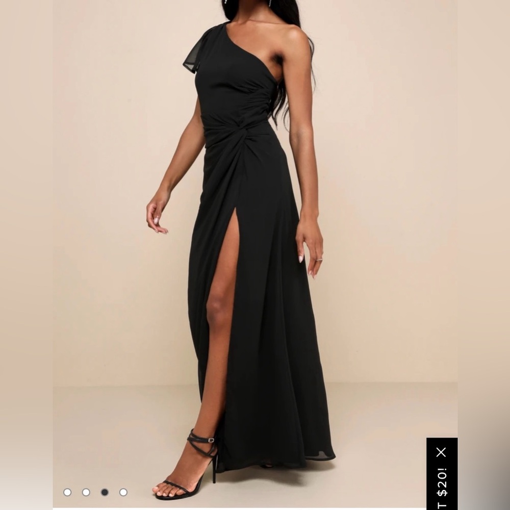 Loving Twist Black One-Shoulder Twist-Front Maxi Dress